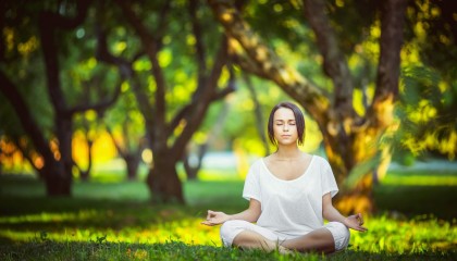九游互动体验-三大豪门齐刷纪录！国王雷霆创历史，维拉密谋意甲征程